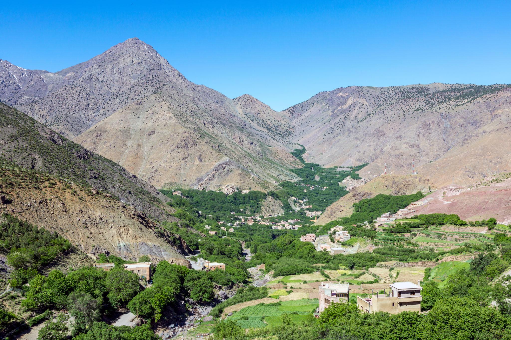 Aït Bougmez Valley – Zawyat Ahansal – Cathedral Rock – Anergui